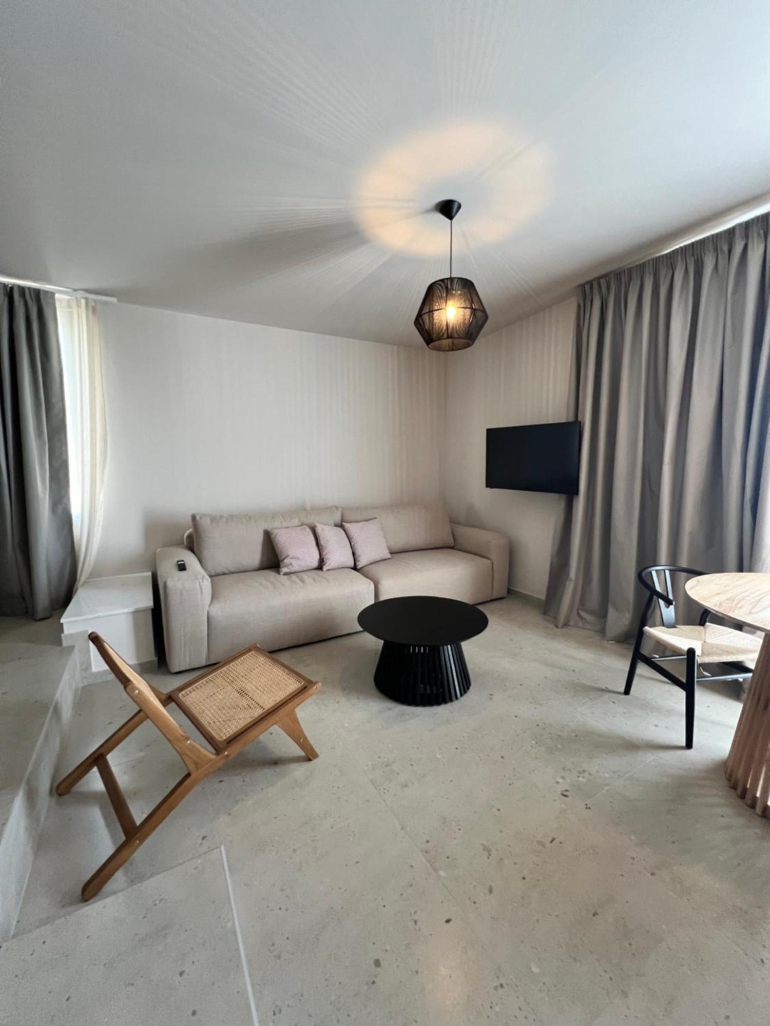 Gioma Garden Villas Istron Eksteriør bilde