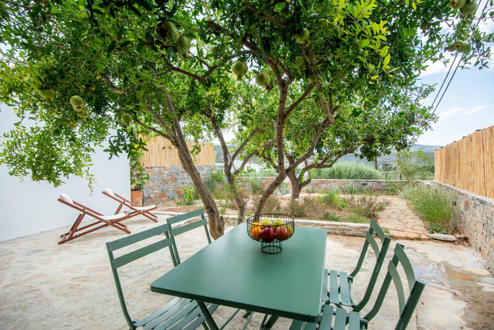 Gioma Garden Villas Istron Eksteriør bilde